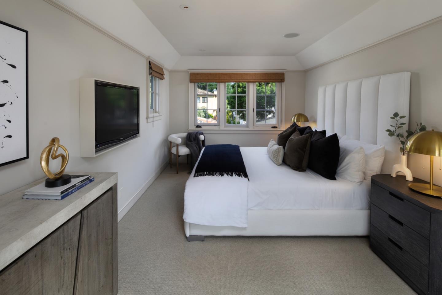 444 Tennyson Ave PALO ALTO, CA 94301