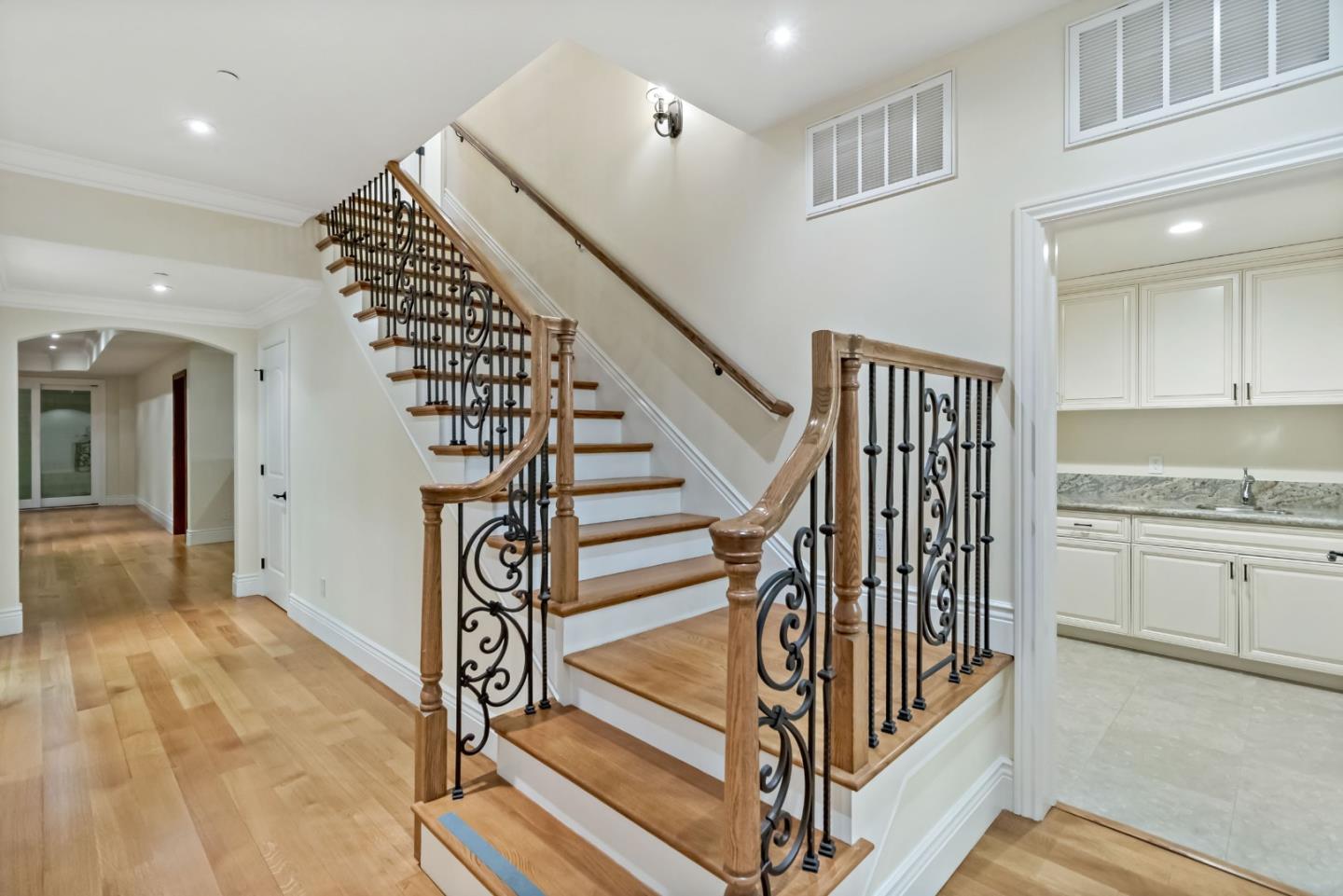 627 Tennyson Ave PALO ALTO, CA 94301