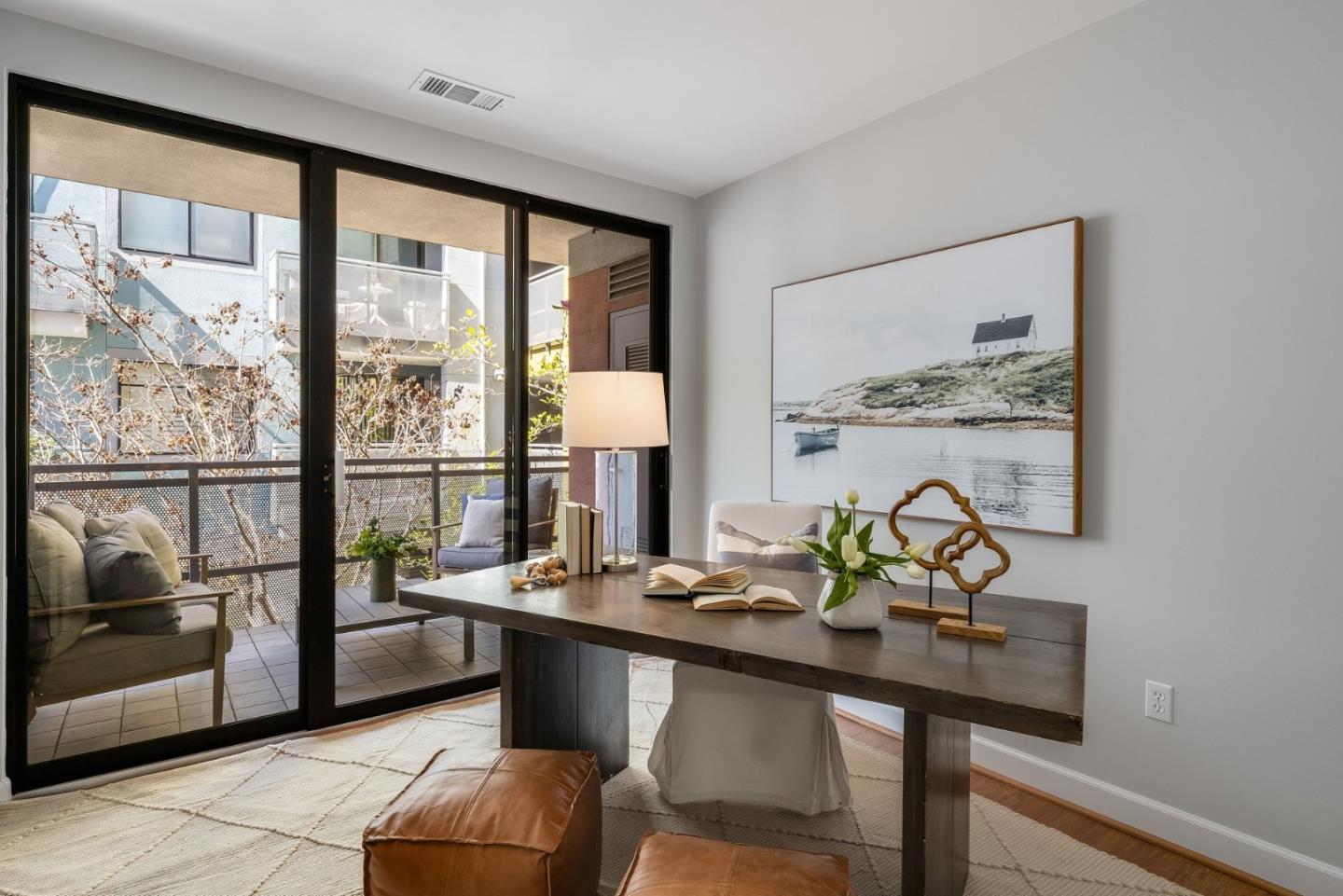 800 High St #216 PALO ALTO, CA 94301