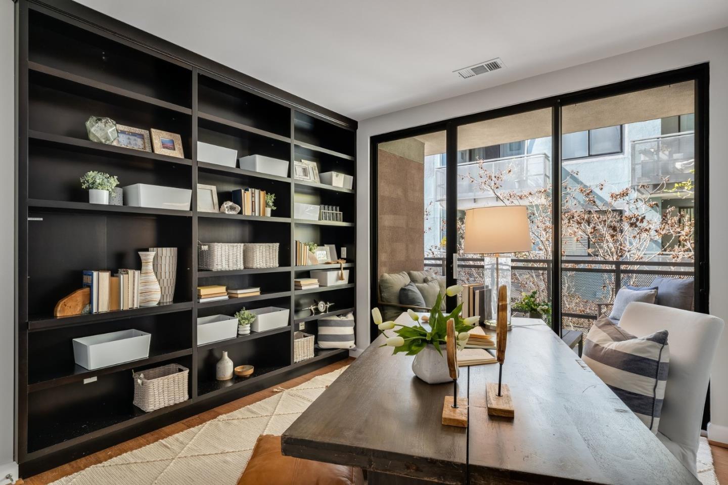 800 High St #216 PALO ALTO, CA 94301