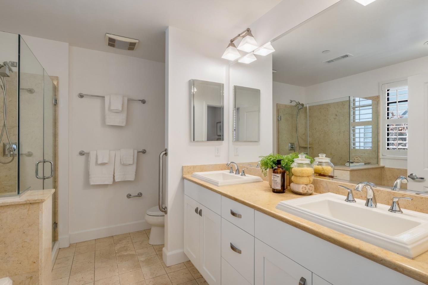 800 High St #216 PALO ALTO, CA 94301