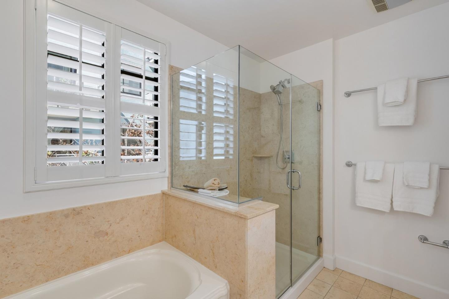 800 High St #216 PALO ALTO, CA 94301