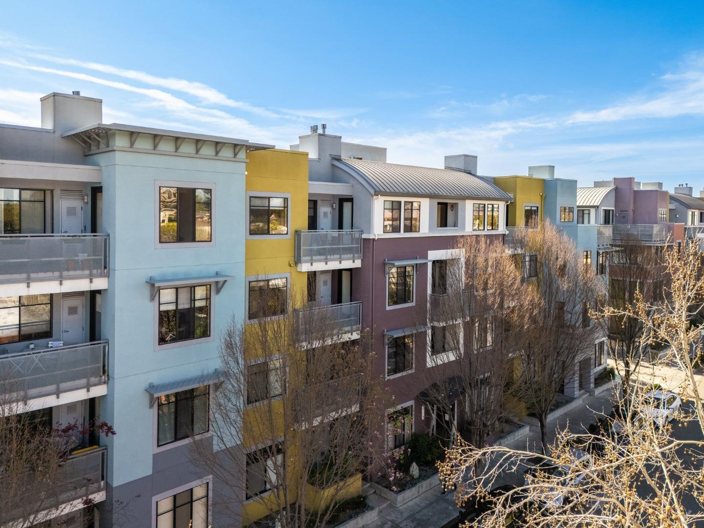 800 High St #216 PALO ALTO, CA 94301