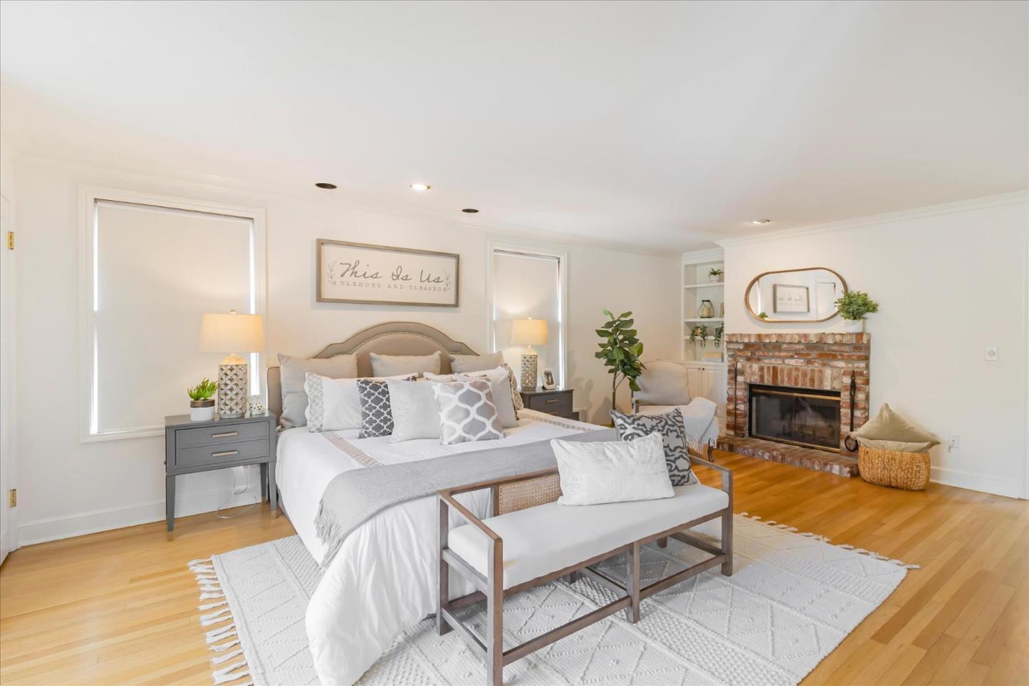 1492 Webster St PALO ALTO, CA 94301