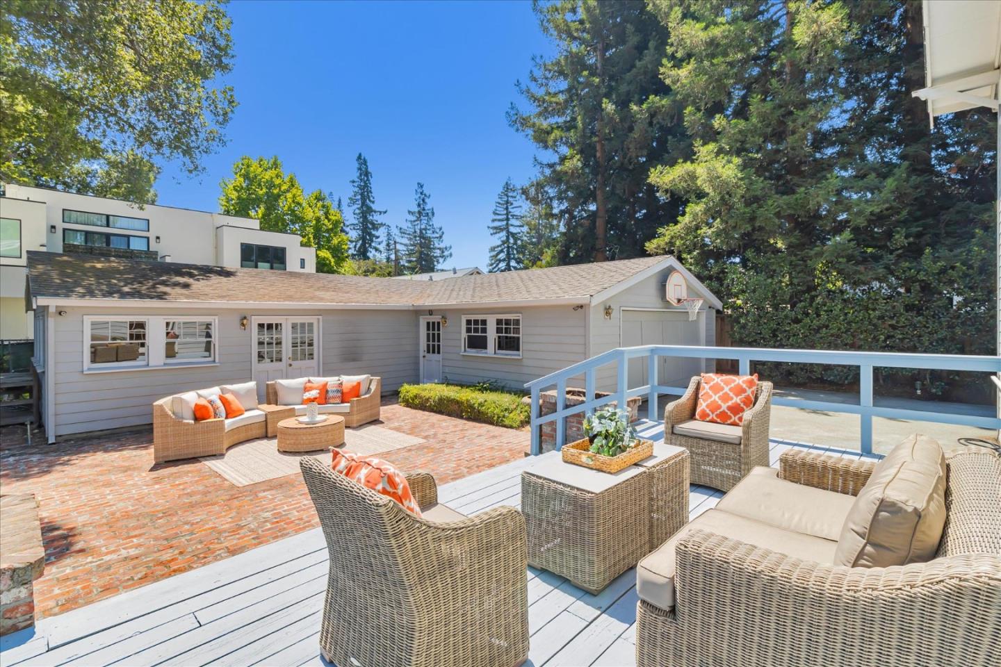 1492 Webster St PALO ALTO, CA 94301