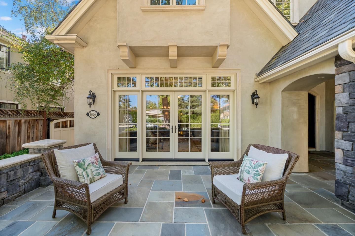 1826 Waverley St PALO ALTO, CA 94301