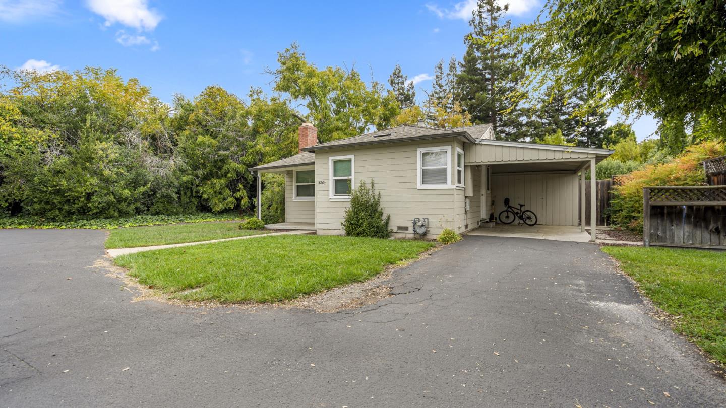 2262 Louis Rd PALO ALTO, CA 94303