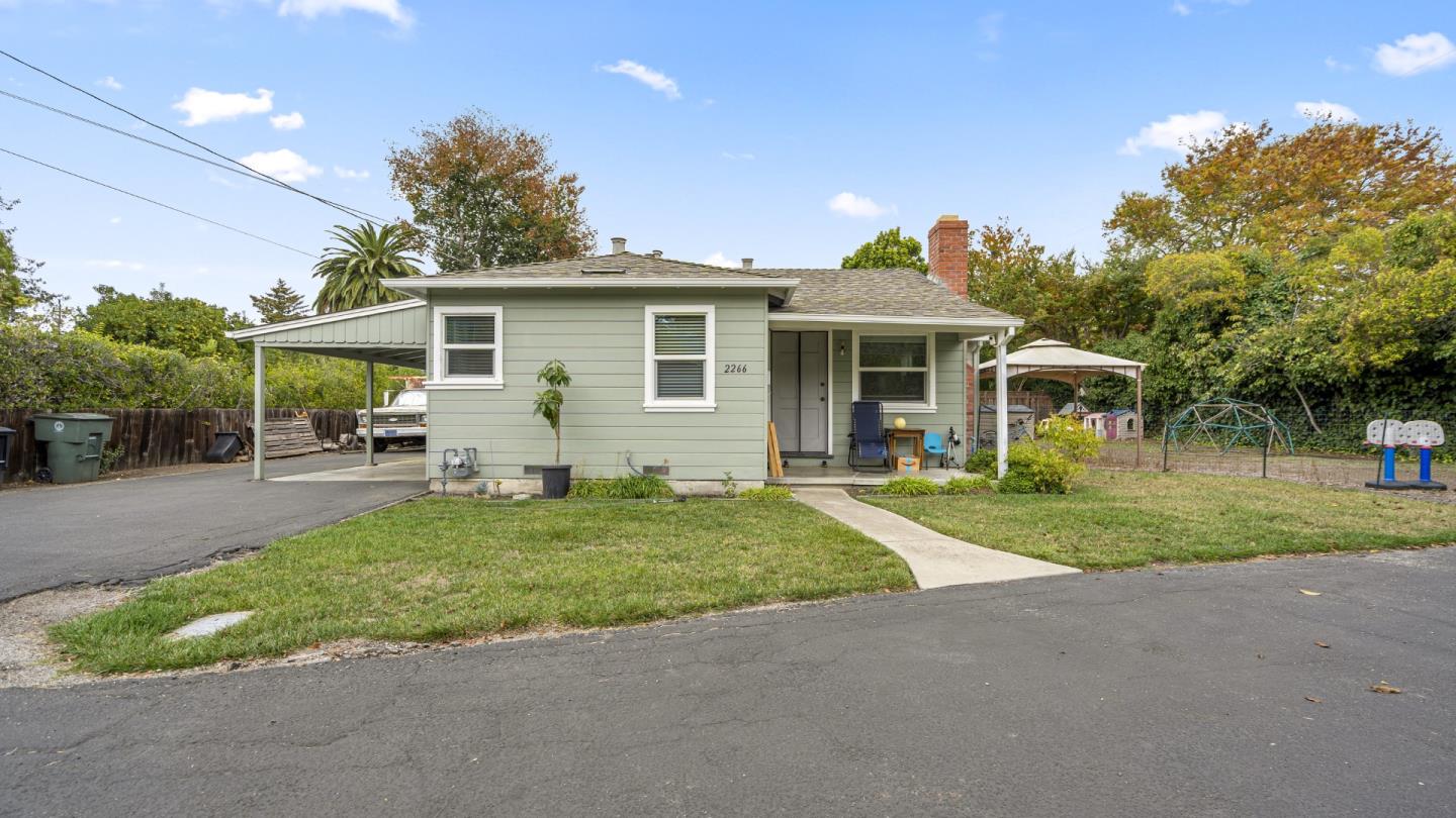2262 Louis Rd PALO ALTO, CA 94303