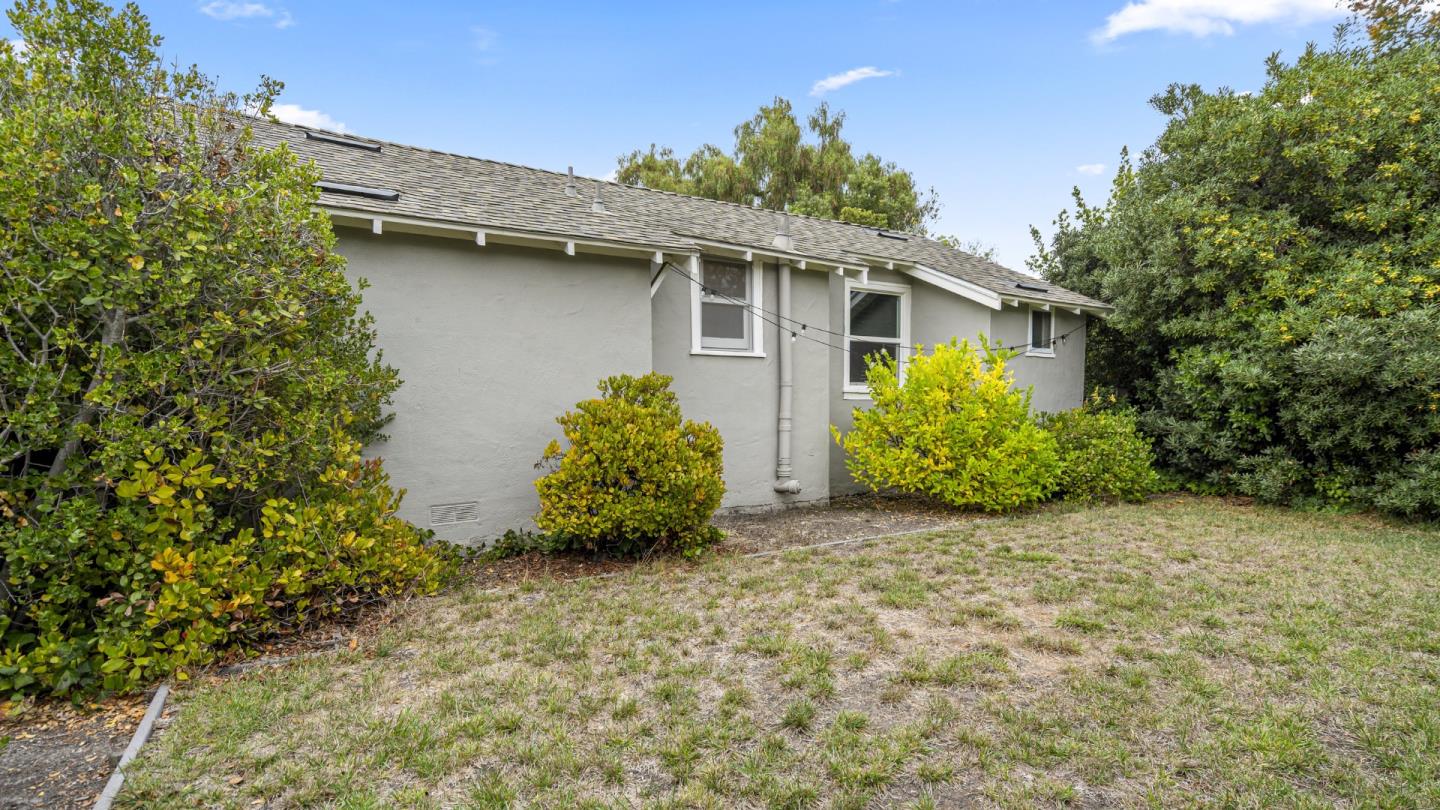 2262 Louis Rd PALO ALTO, CA 94303