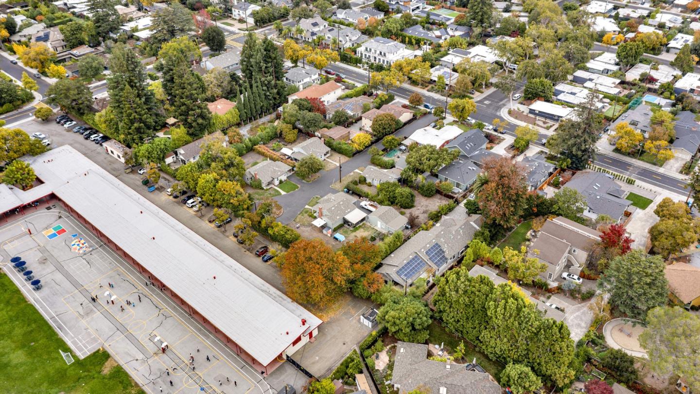 2262 Louis Rd PALO ALTO, CA 94303