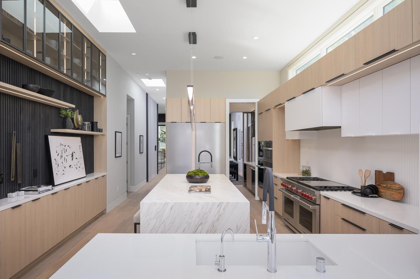 1027 Waverley St PALO ALTO, CA 94301