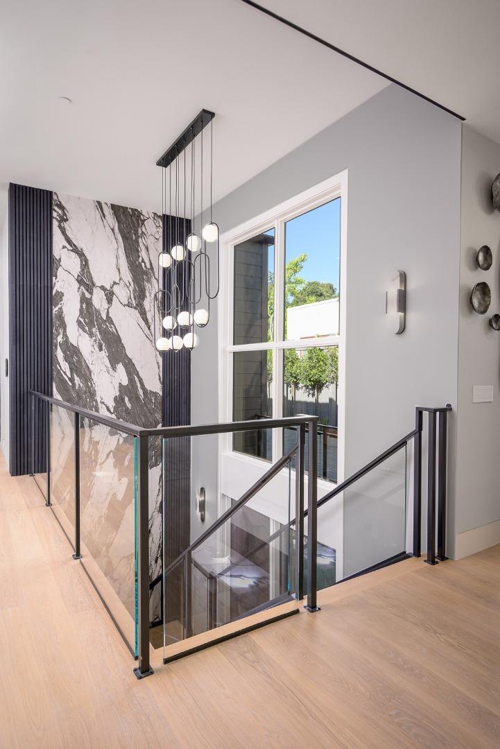 1027 Waverley St PALO ALTO, CA 94301