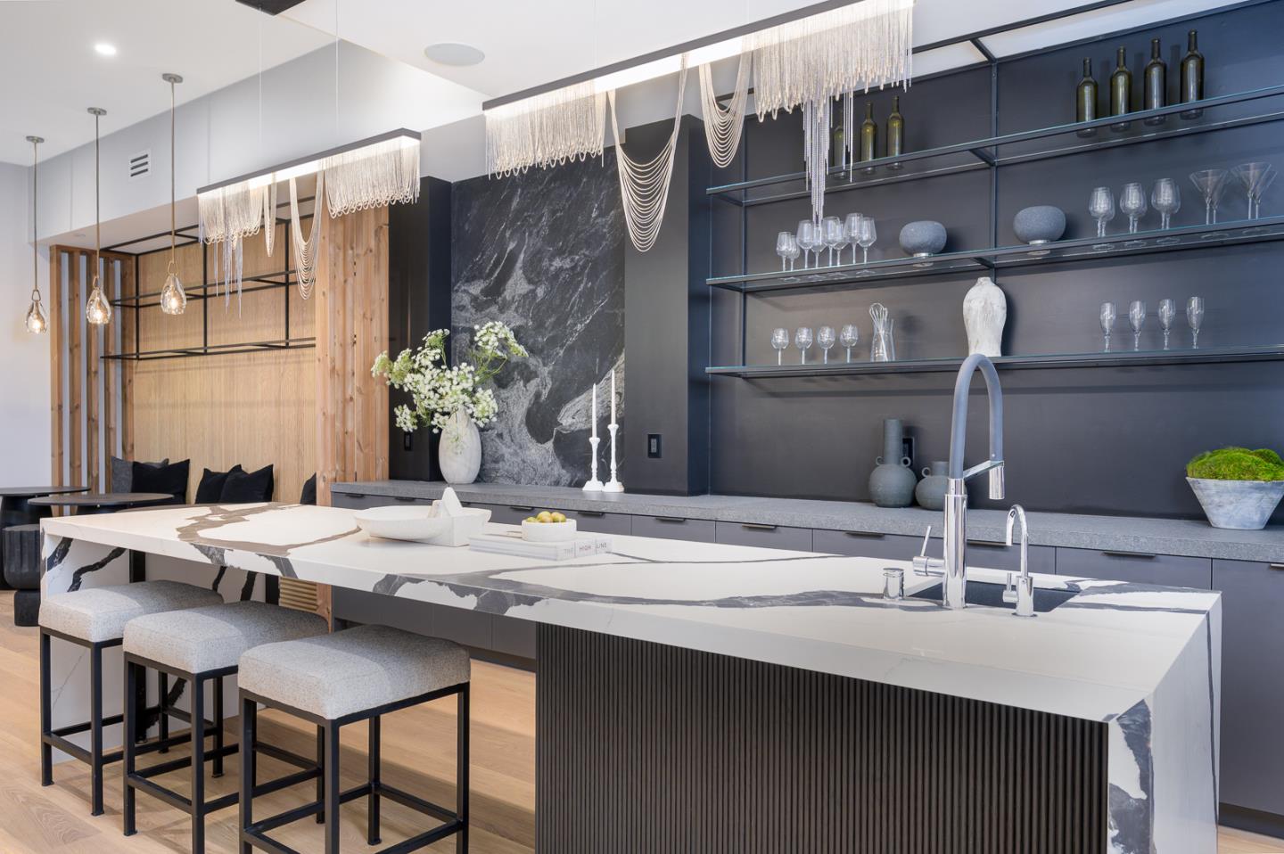 1027 Waverley St PALO ALTO, CA 94301