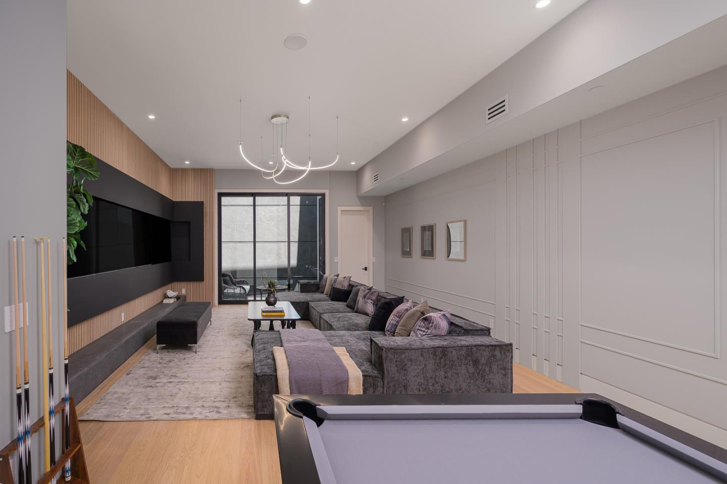 1027 Waverley St PALO ALTO, CA 94301