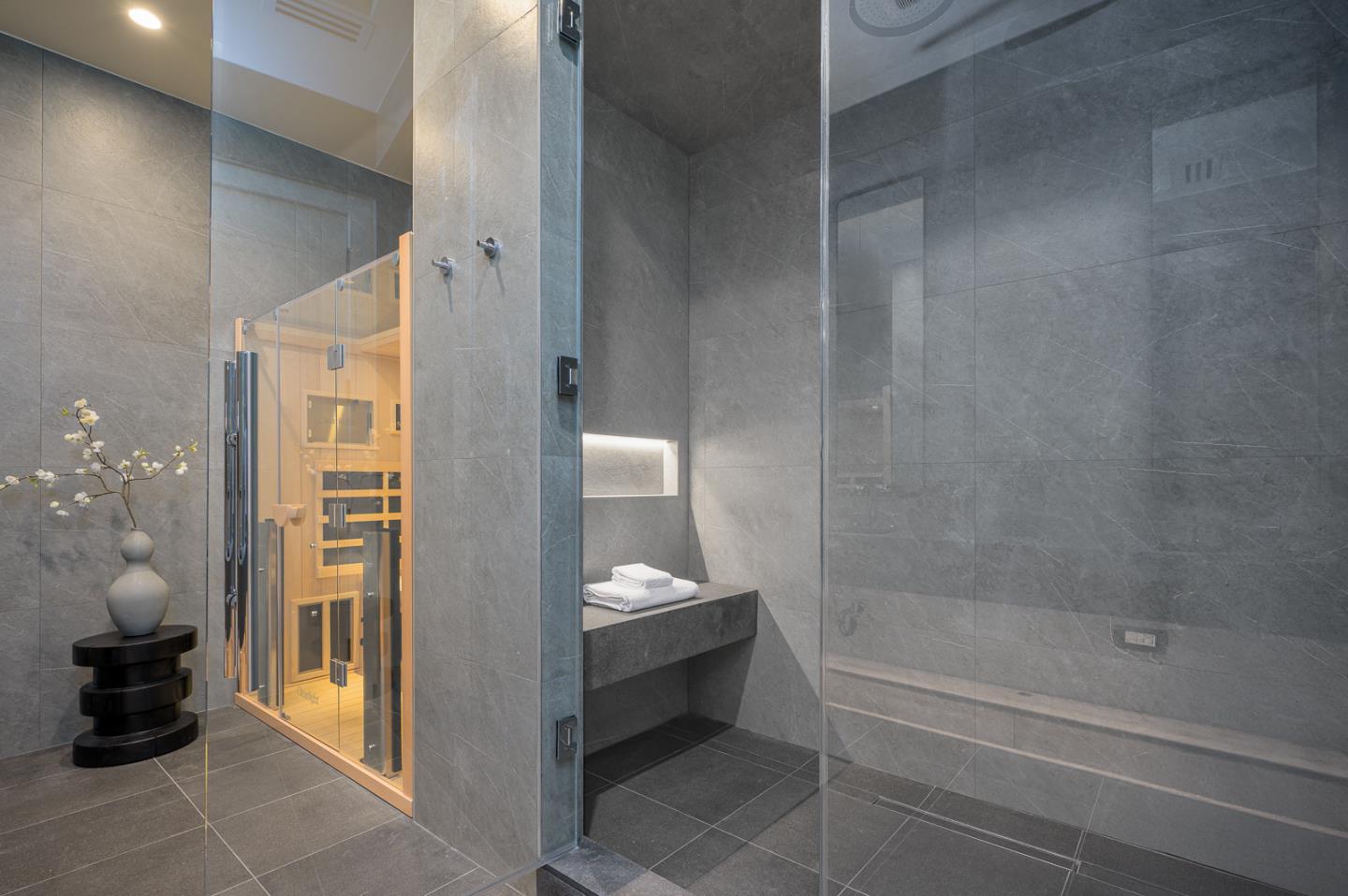 1027 Waverley St PALO ALTO, CA 94301