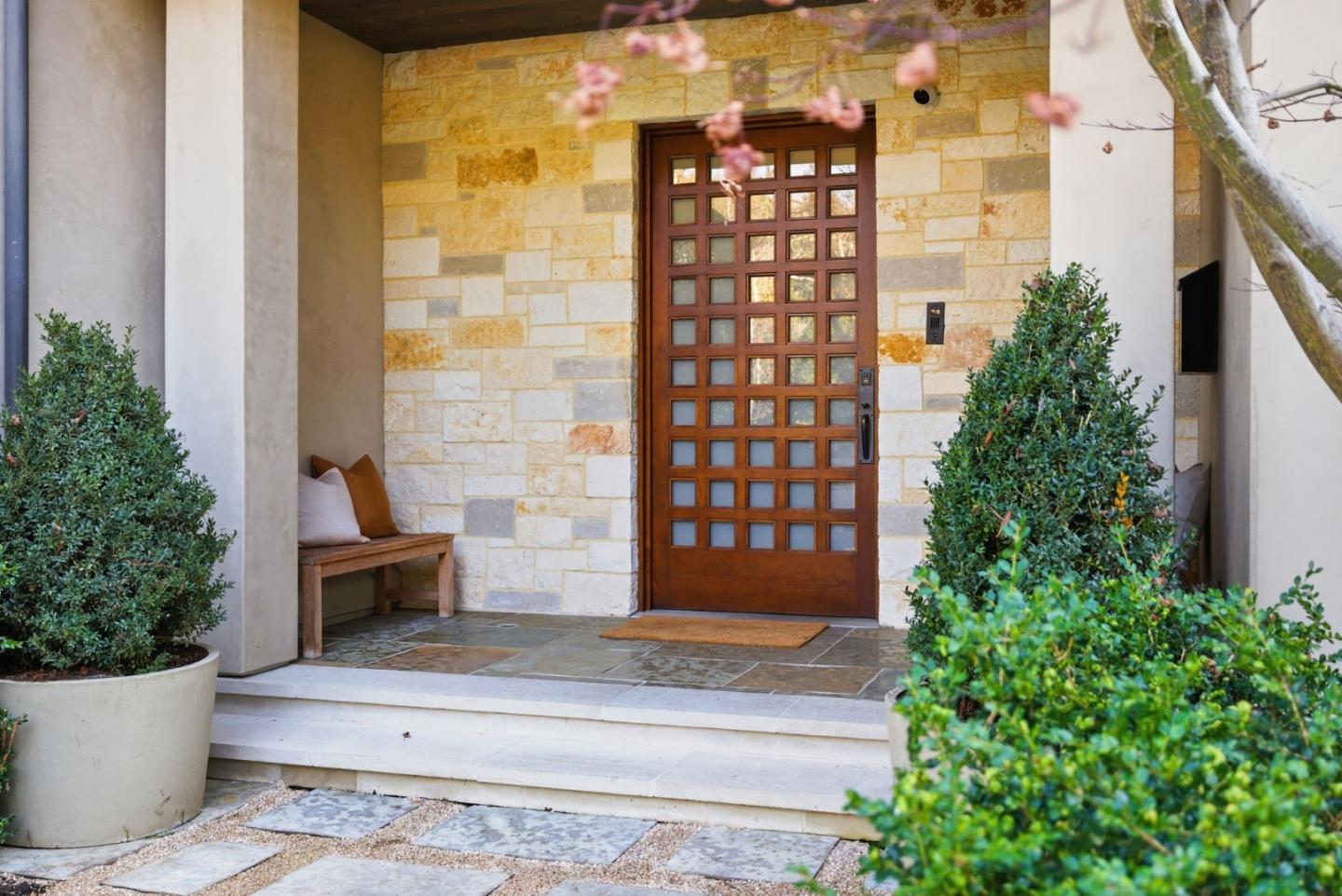 1711 Webster St Palo Alto, CA 94301