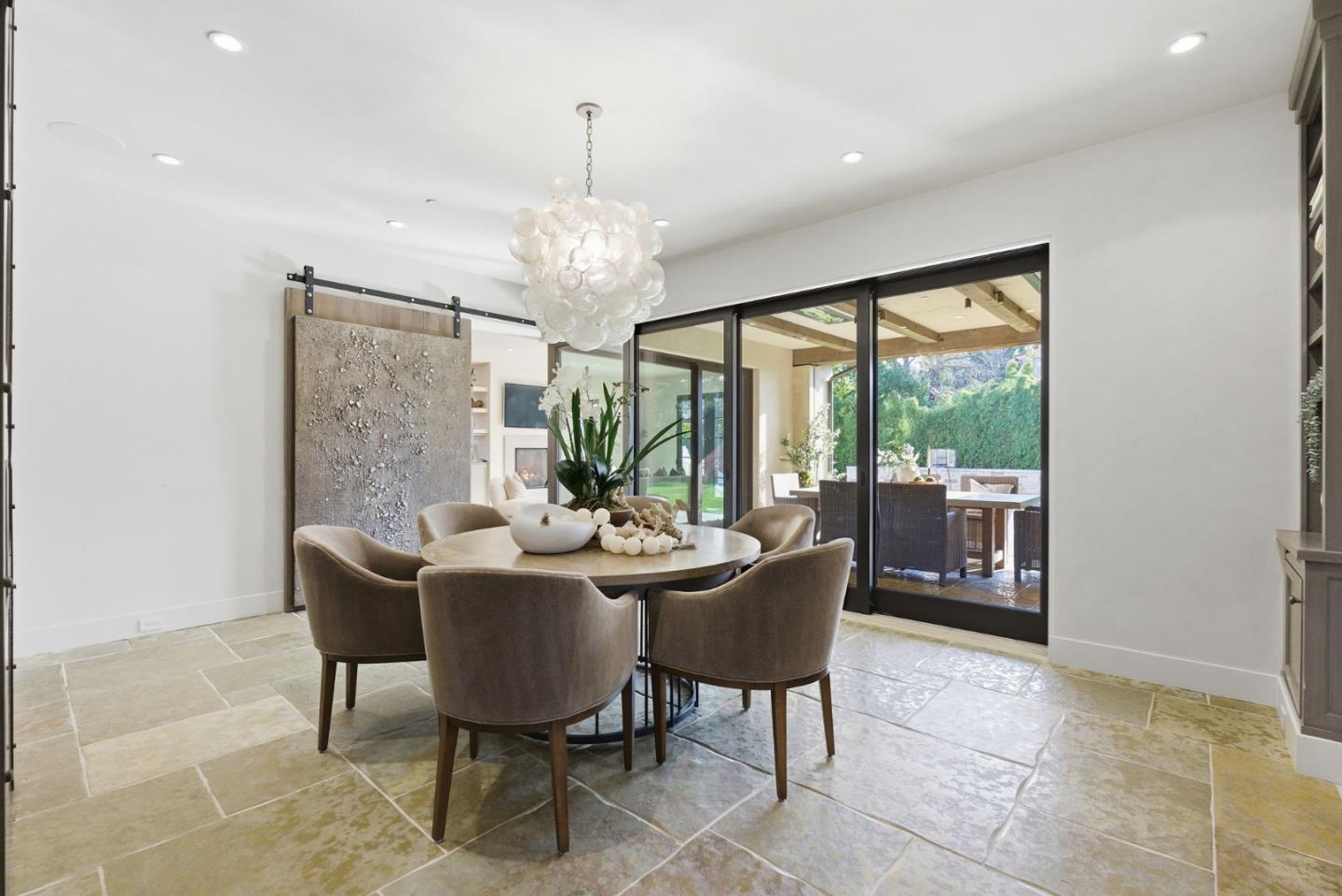 1711 Webster St Palo Alto, CA 94301