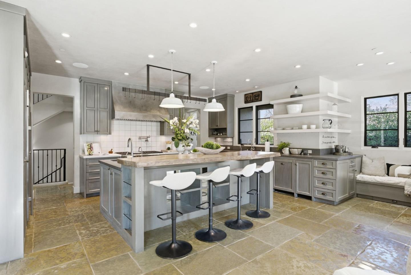 1711 Webster St Palo Alto, CA 94301