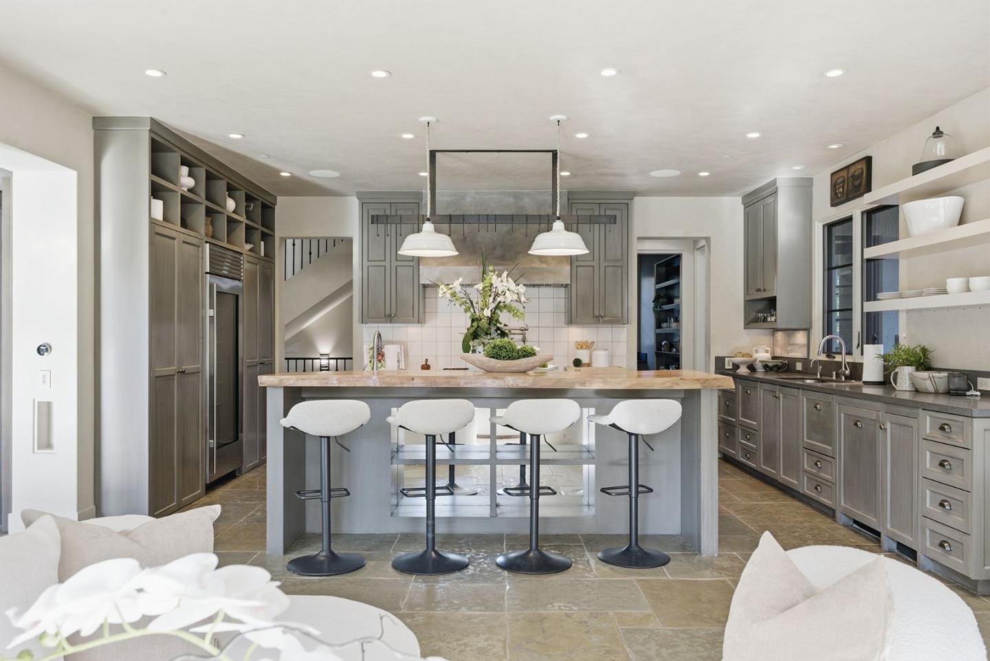 1711 Webster St Palo Alto, CA 94301