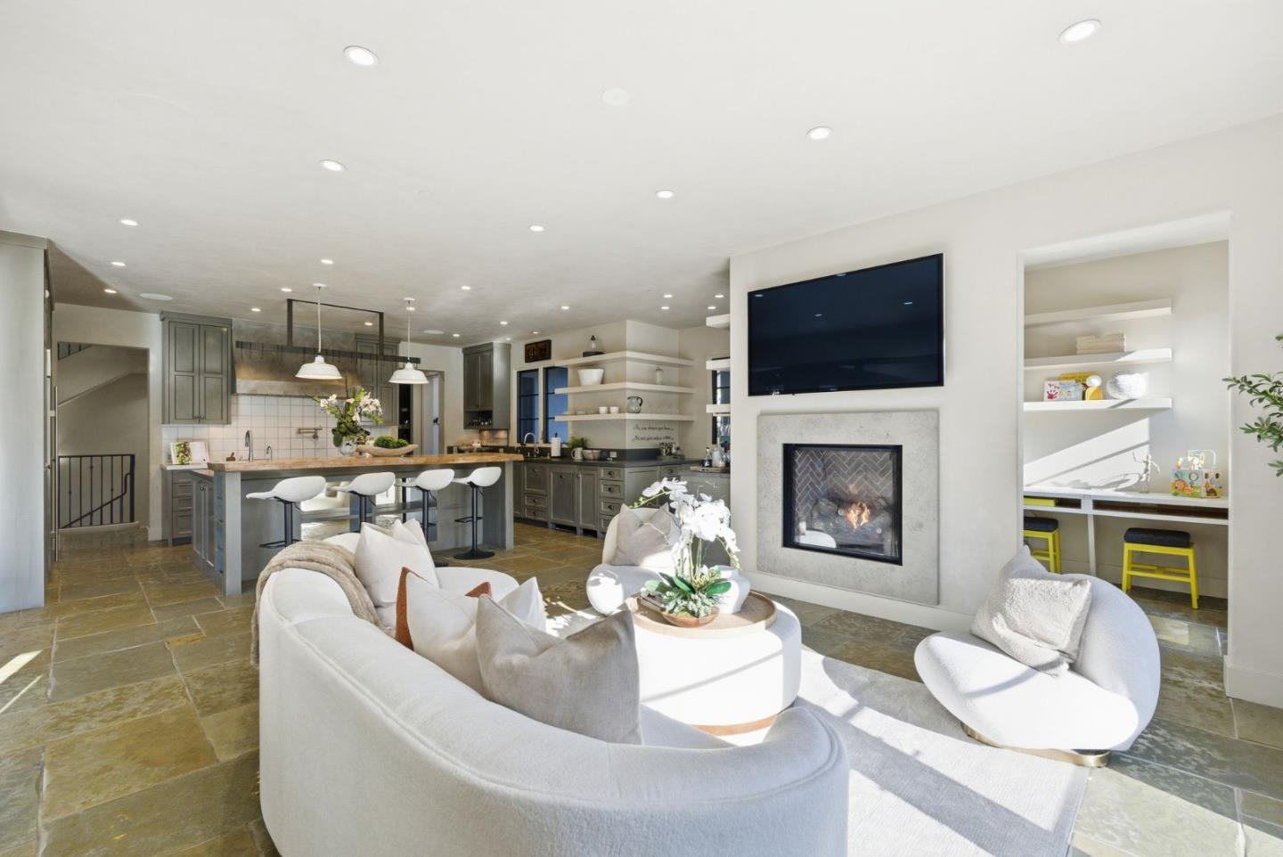 1711 Webster St Palo Alto, CA 94301