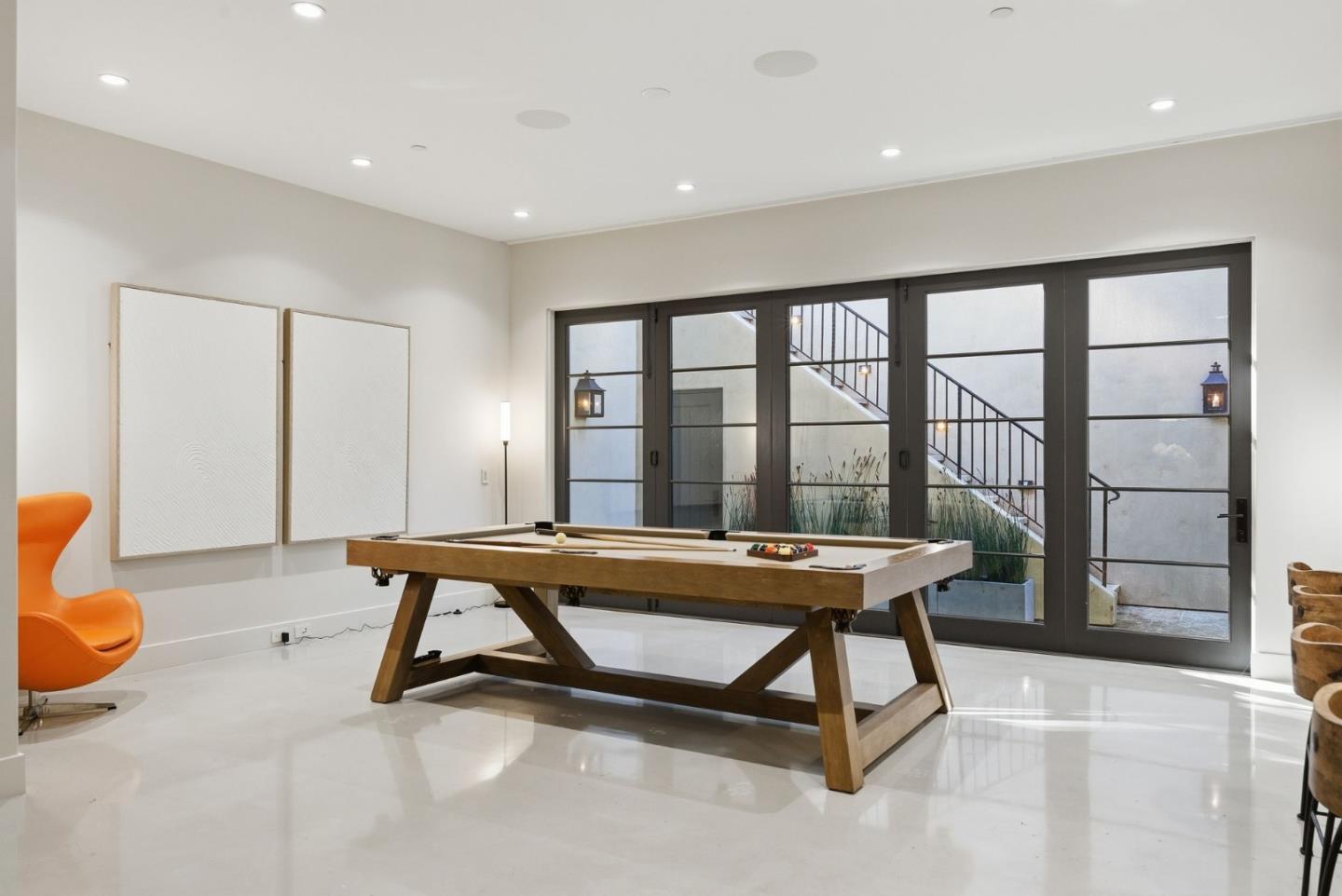 1711 Webster St Palo Alto, CA 94301