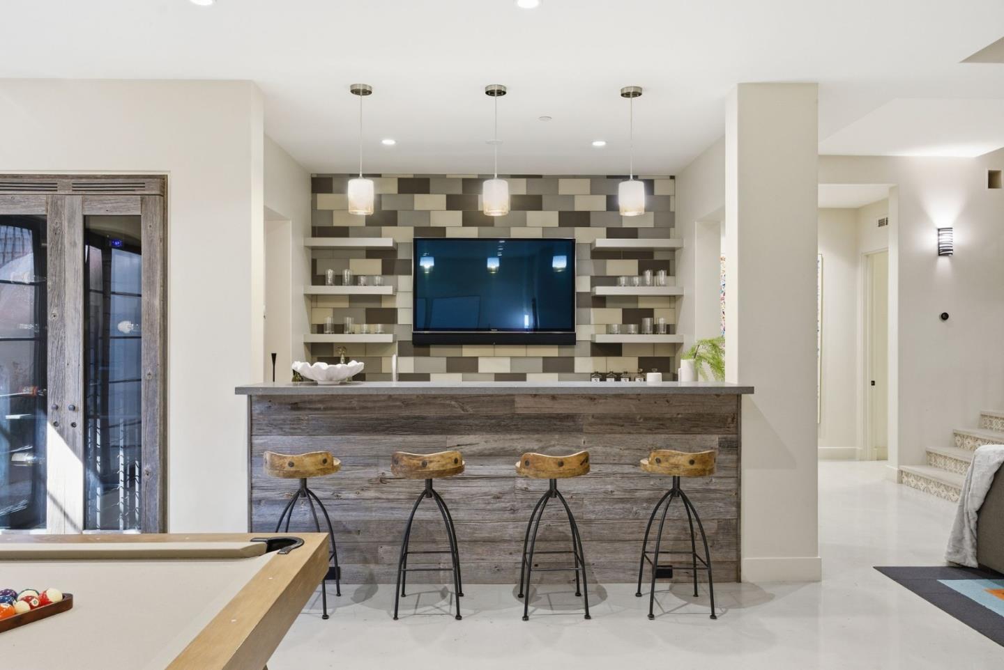 1711 Webster St Palo Alto, CA 94301