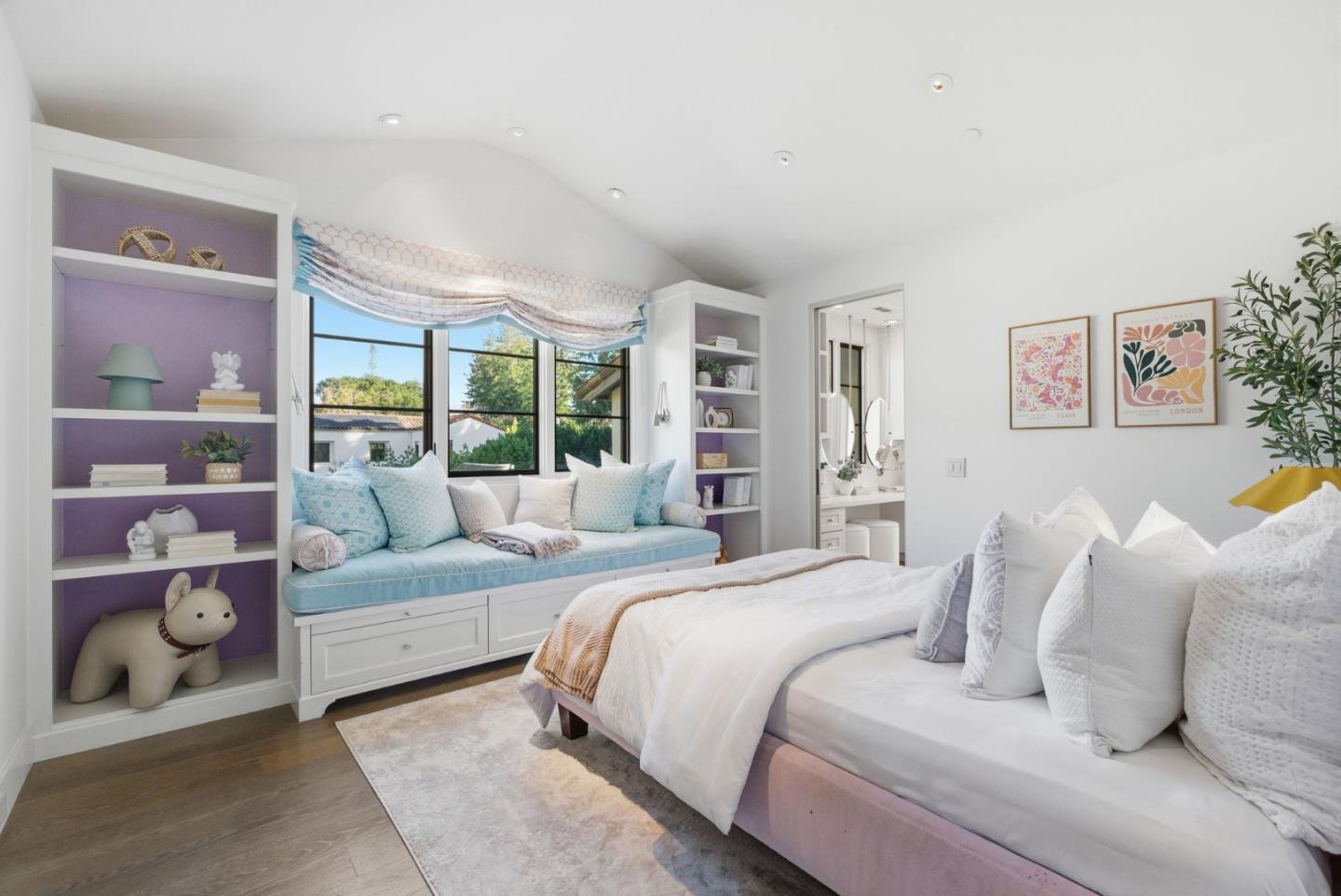 1711 Webster St Palo Alto, CA 94301