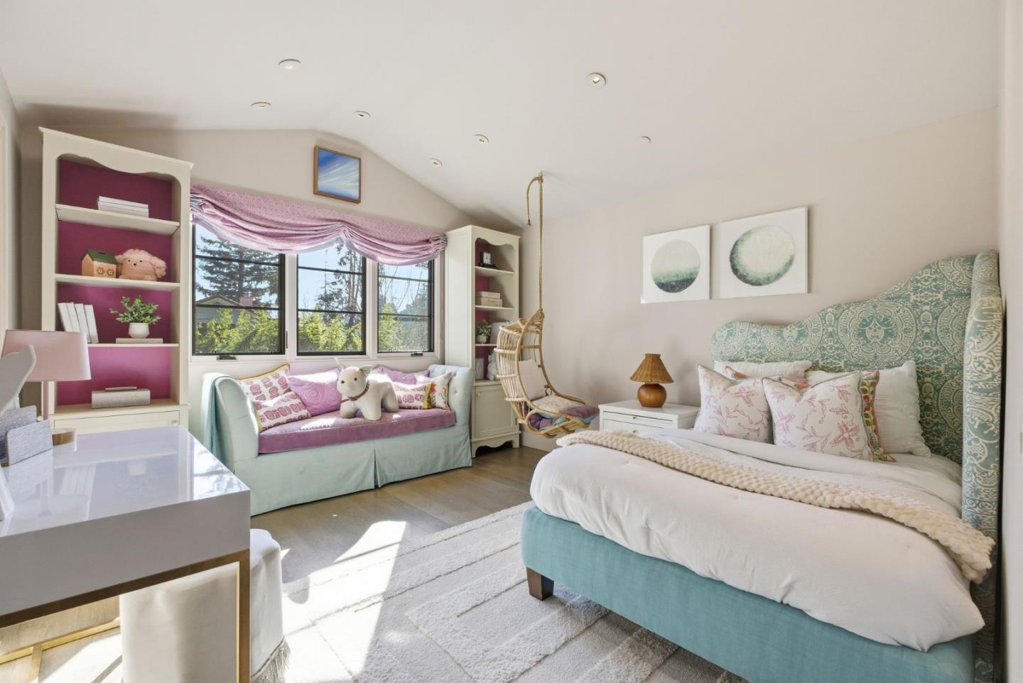 1711 Webster St Palo Alto, CA 94301