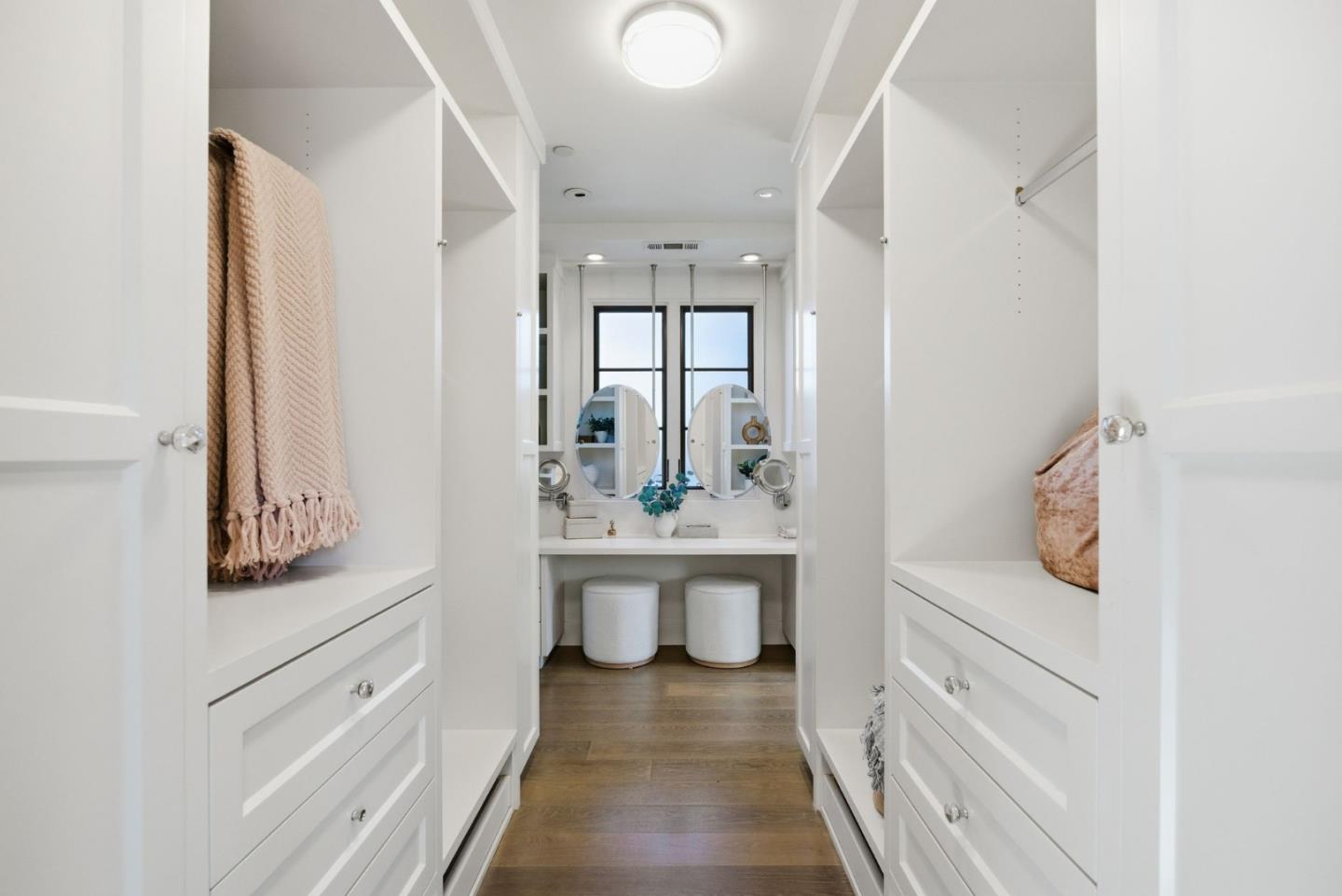 1711 Webster St Palo Alto, CA 94301