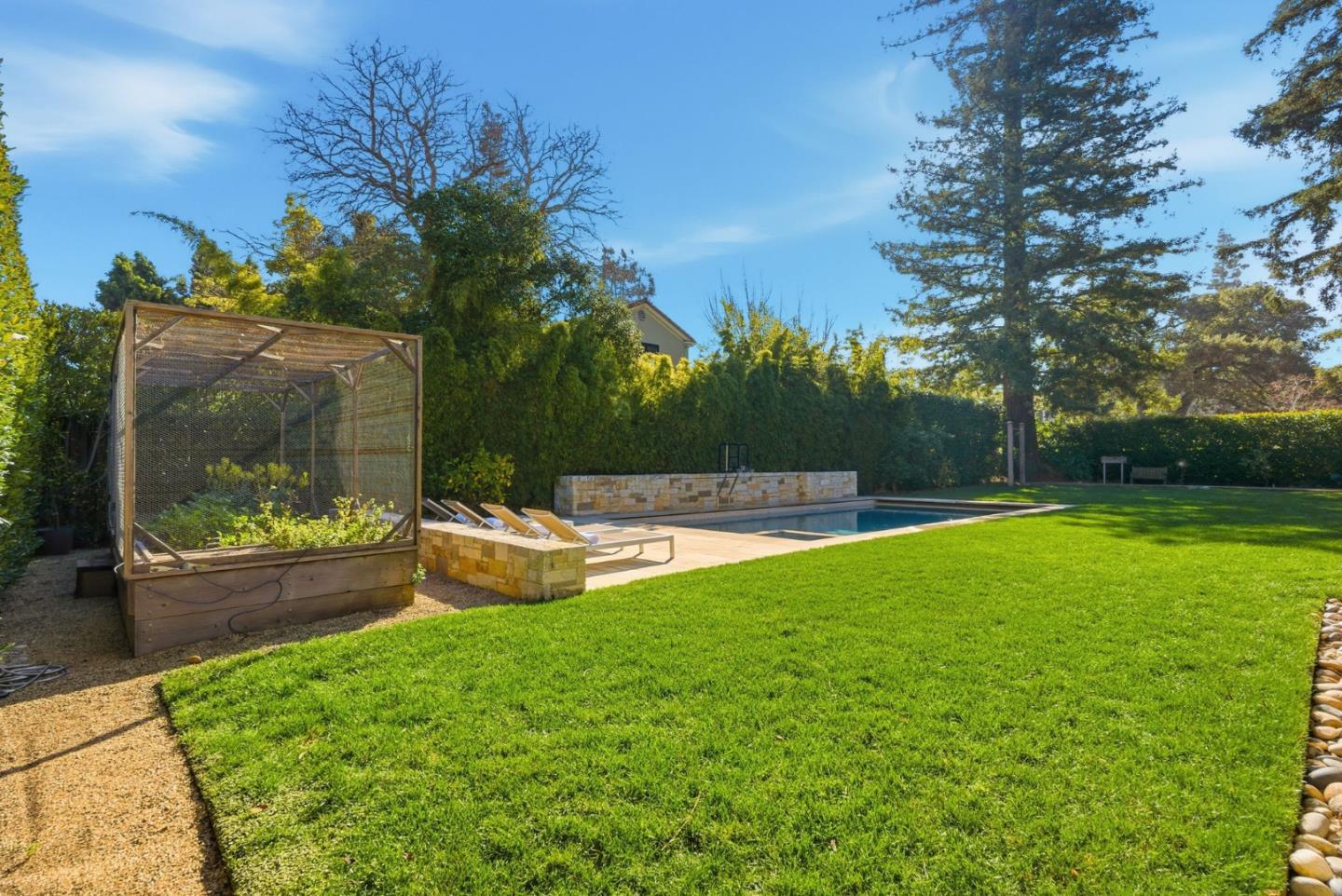 1711 Webster St Palo Alto, CA 94301