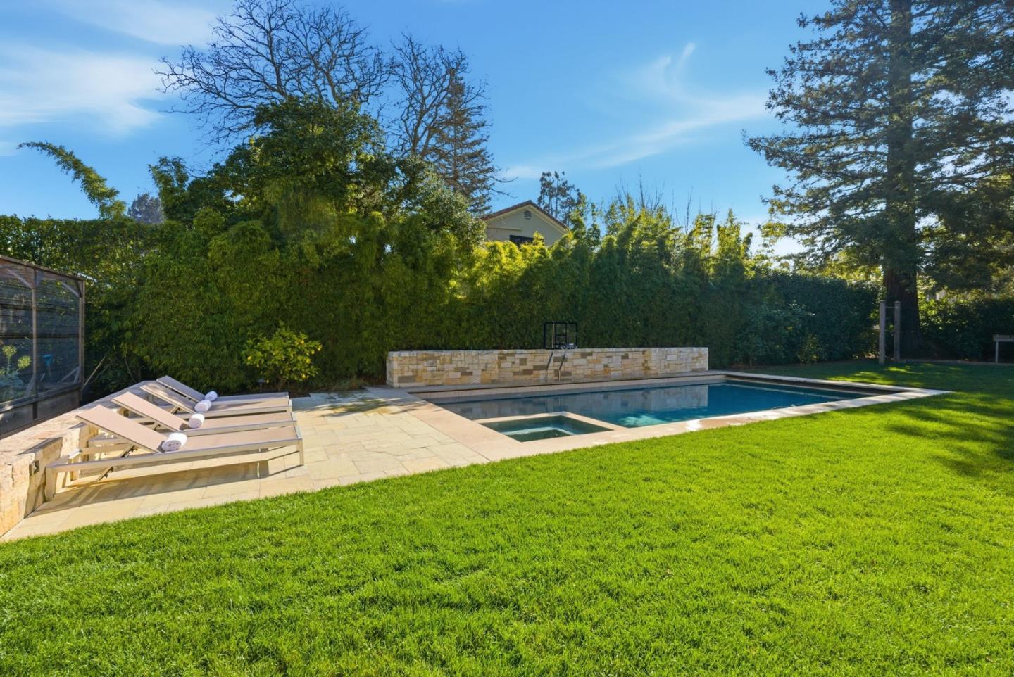 1711 Webster St Palo Alto, CA 94301