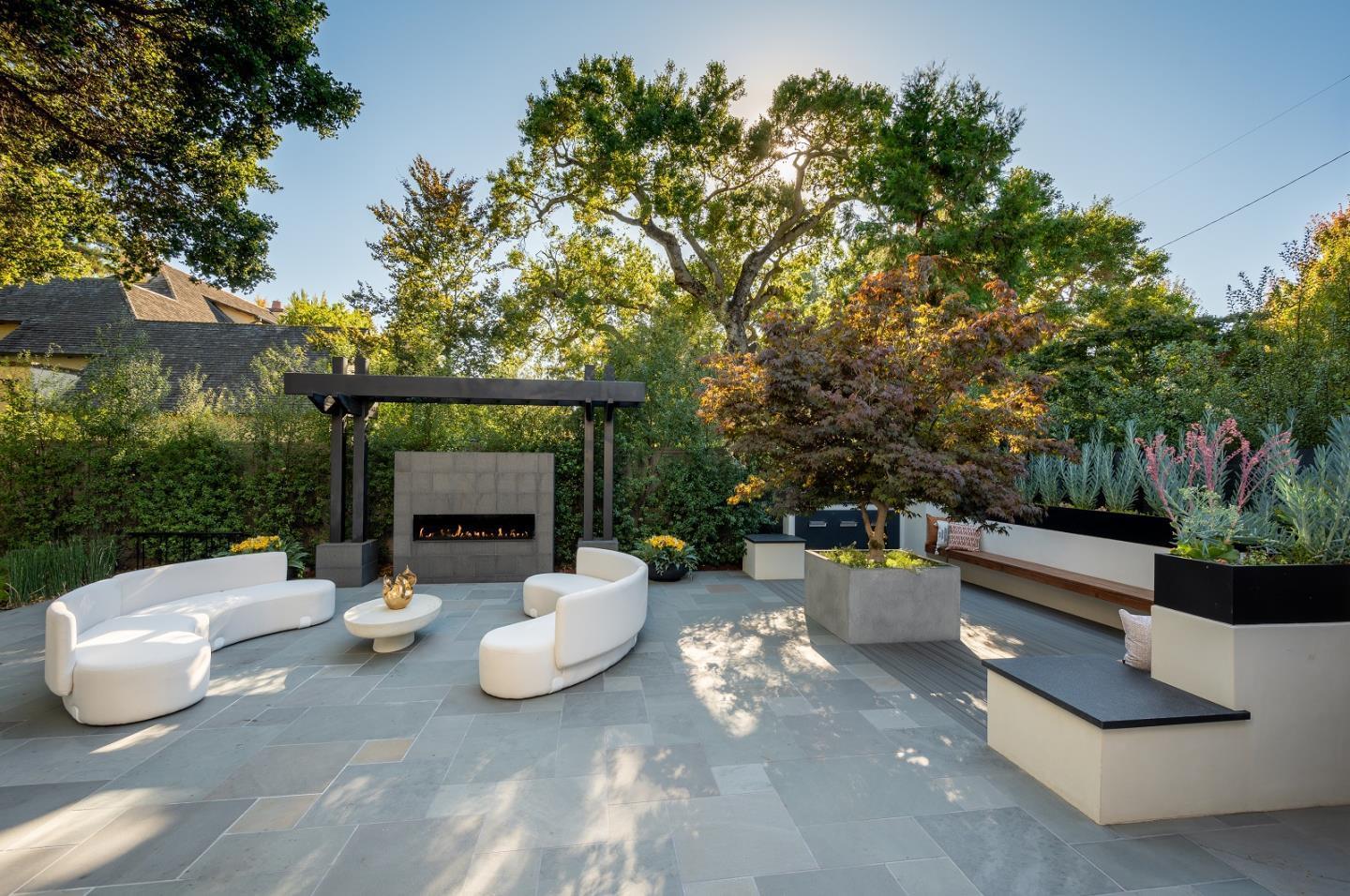 1700 Waverley PALO ALTO, CA 94301