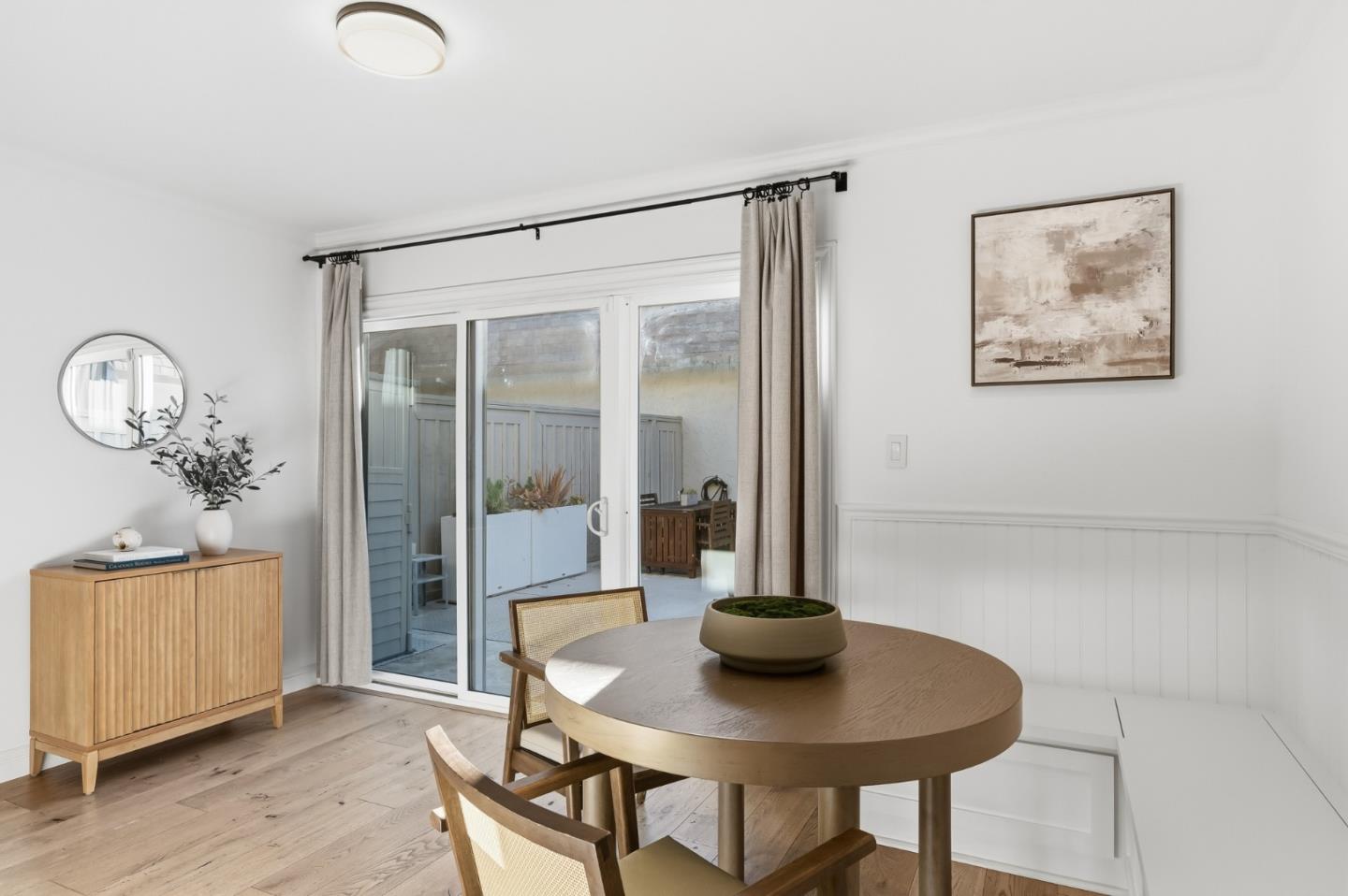 614 Frst Ave Palo Alto, CA 94301