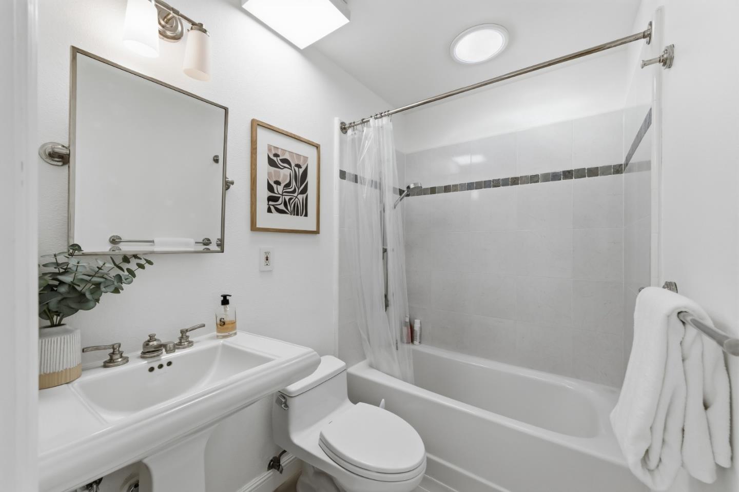 614 Frst Ave Palo Alto, CA 94301