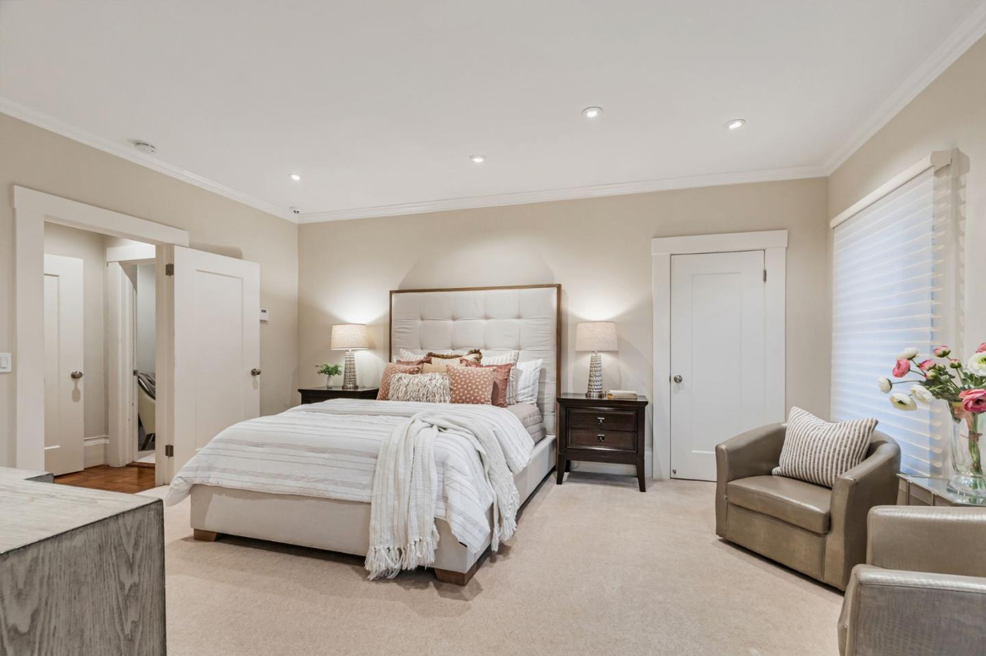 326 Addison Ave PALO ALTO, CA 94301