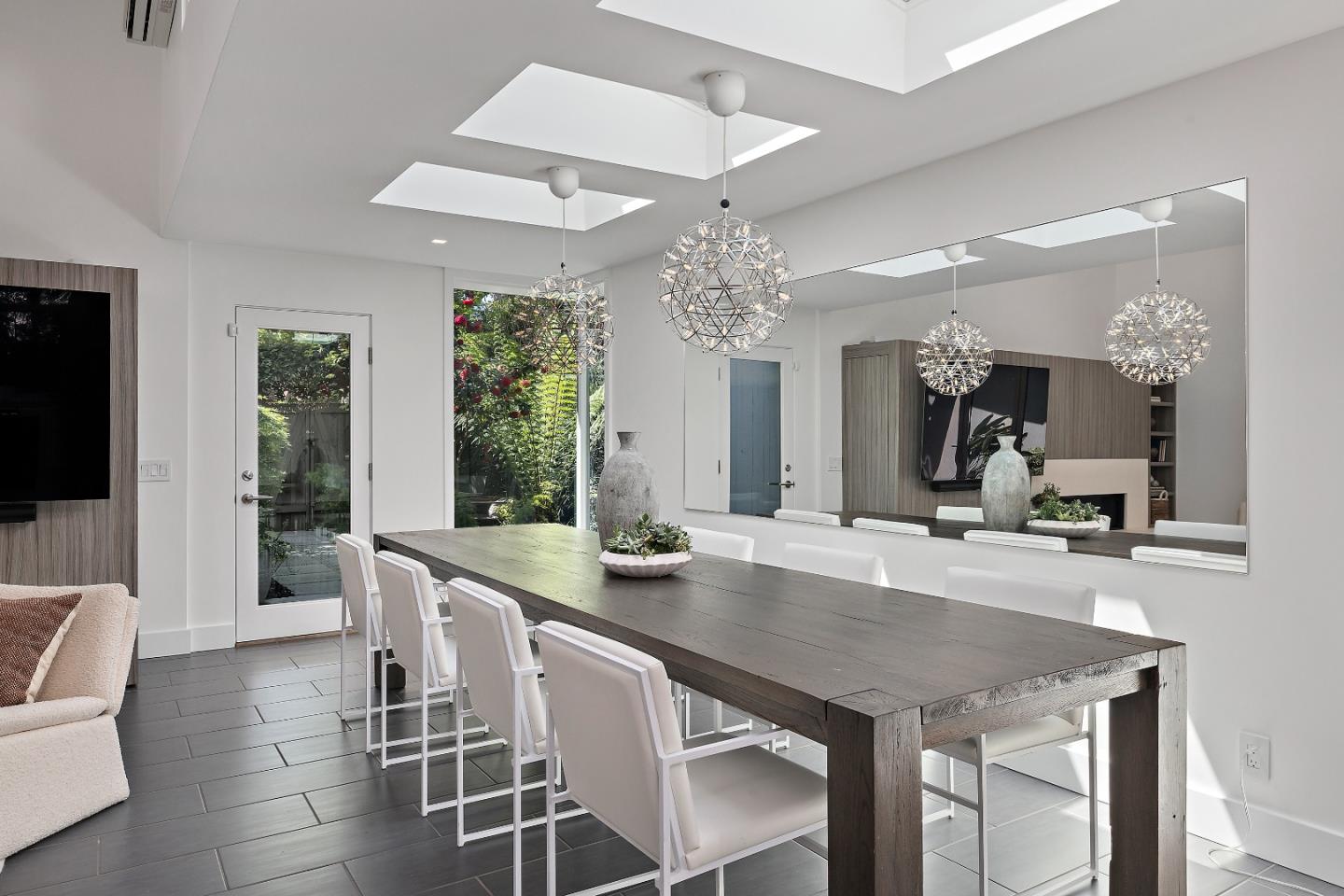 1101 Hamilton Ave Palo Alto, CA 94301