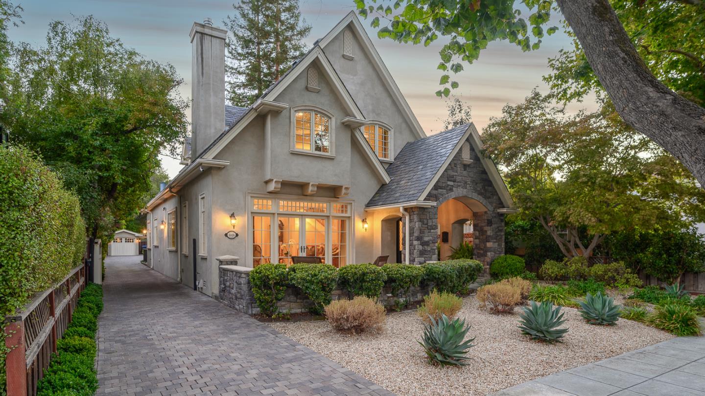 1826 Waverley St Palo Alto, CA 94301