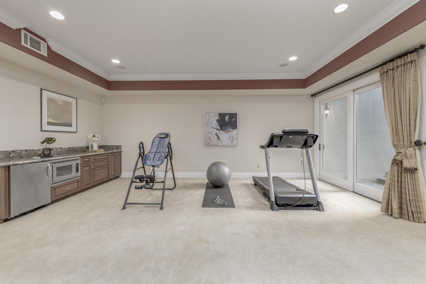 1826 Waverley St Palo Alto, CA 94301