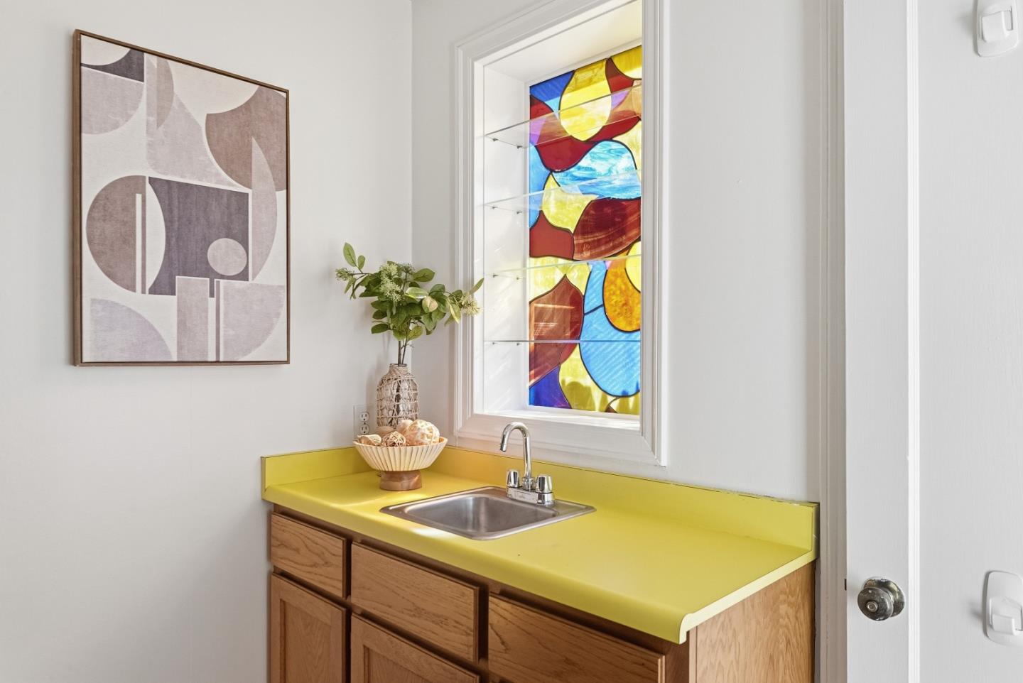 779 Garland Dr PALO ALTO, CA 94303