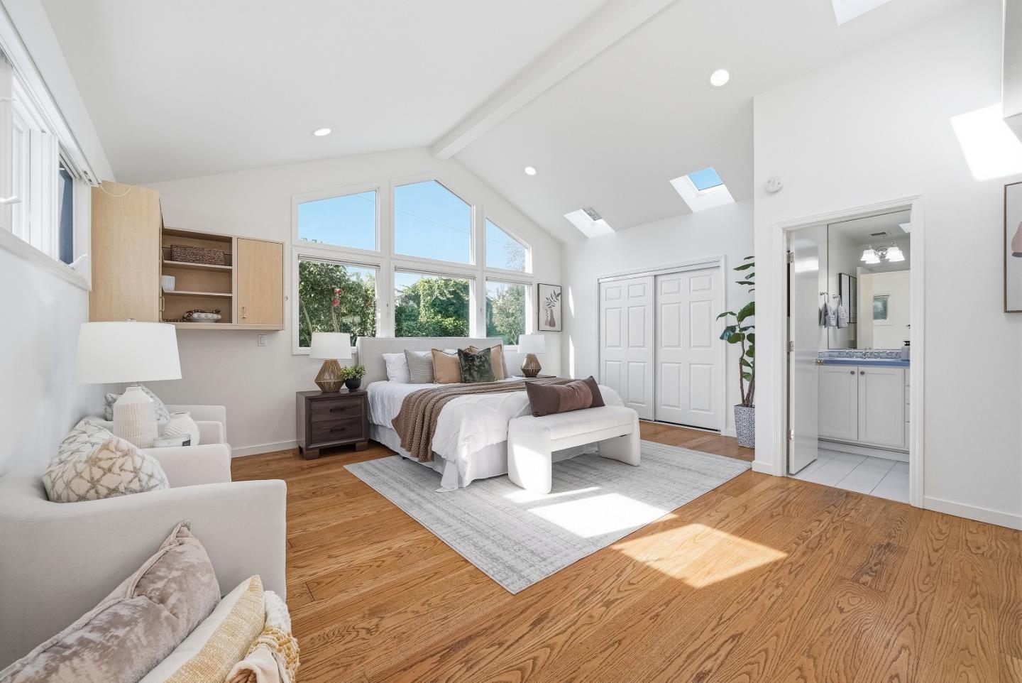 779 Garland Dr PALO ALTO, CA 94303