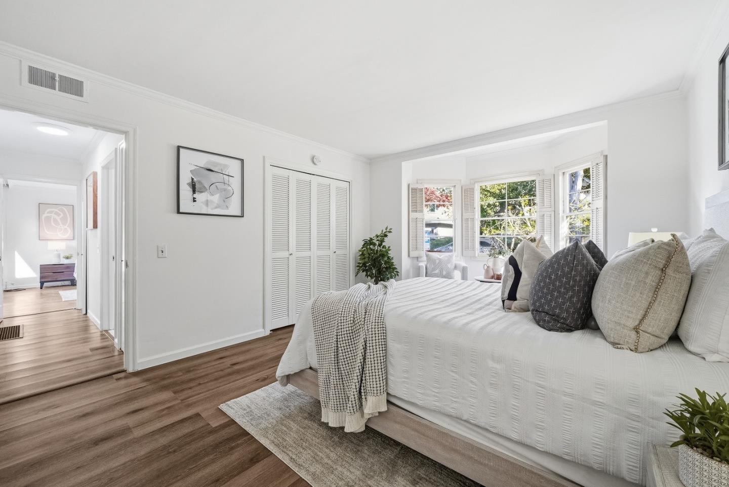 779 Garland Dr PALO ALTO, CA 94303