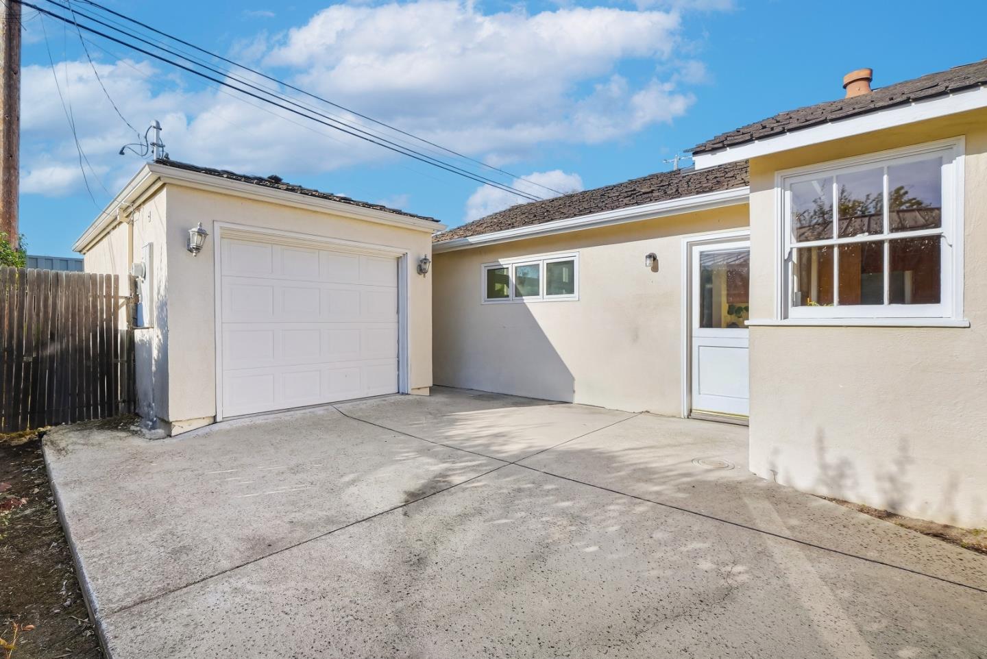 779 Garland Dr PALO ALTO, CA 94303