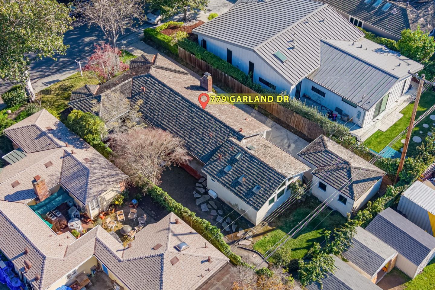 779 Garland Dr PALO ALTO, CA 94303