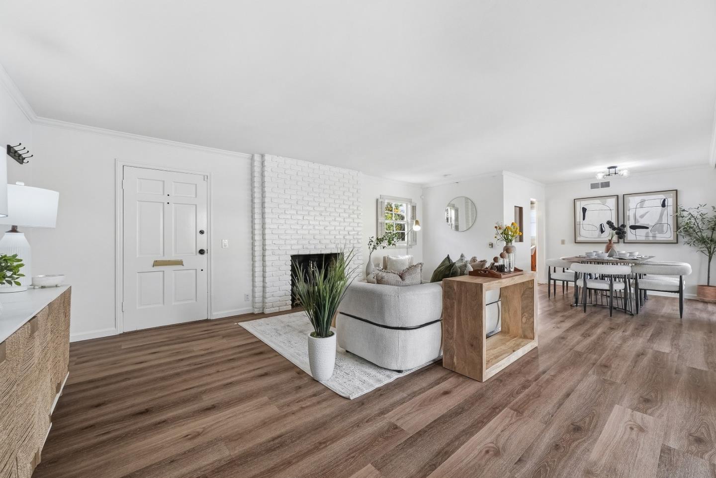 779 Garland Dr PALO ALTO, CA 94303