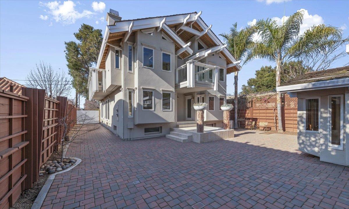 148 Kingsley Ave PALO ALTO, CA 94301