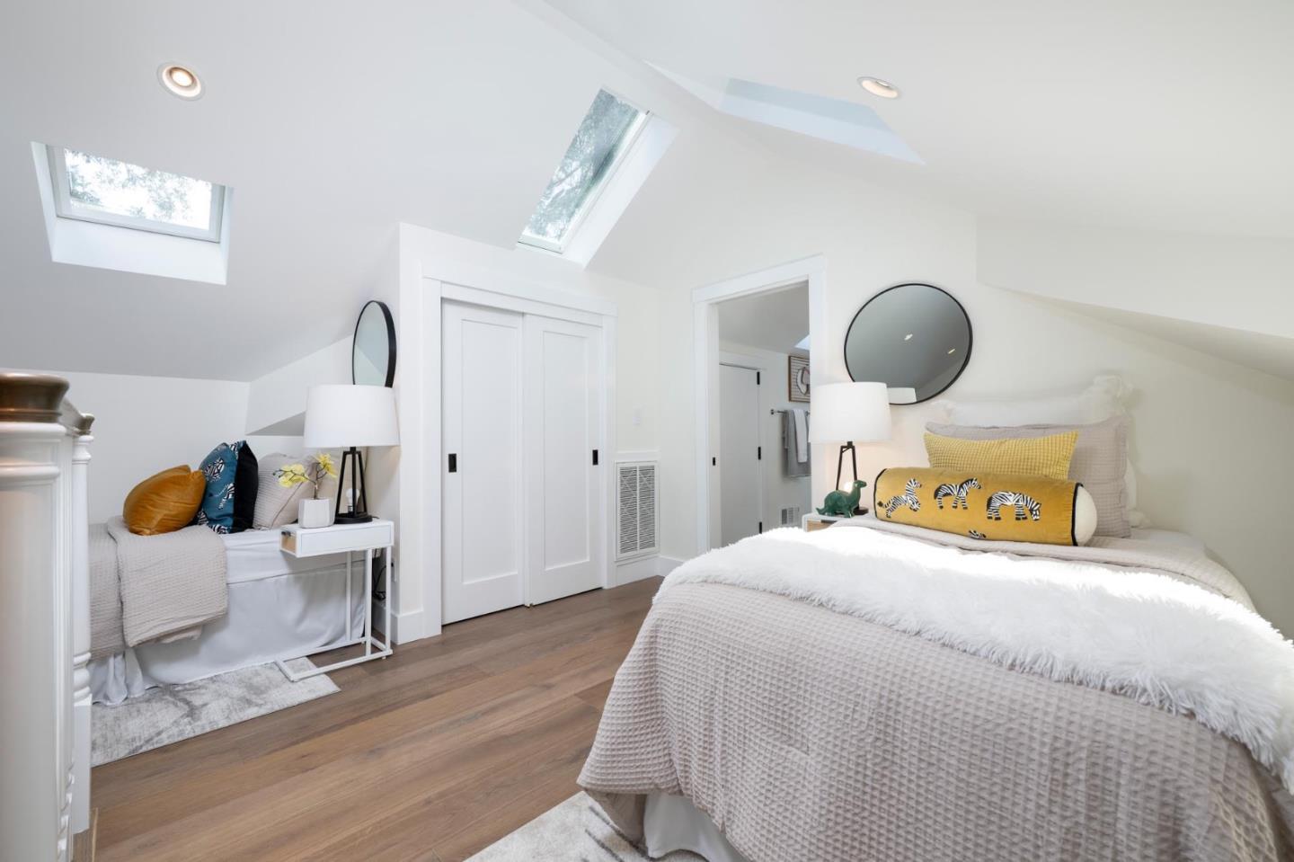 235 Alma St PALO ALTO, CA 94301