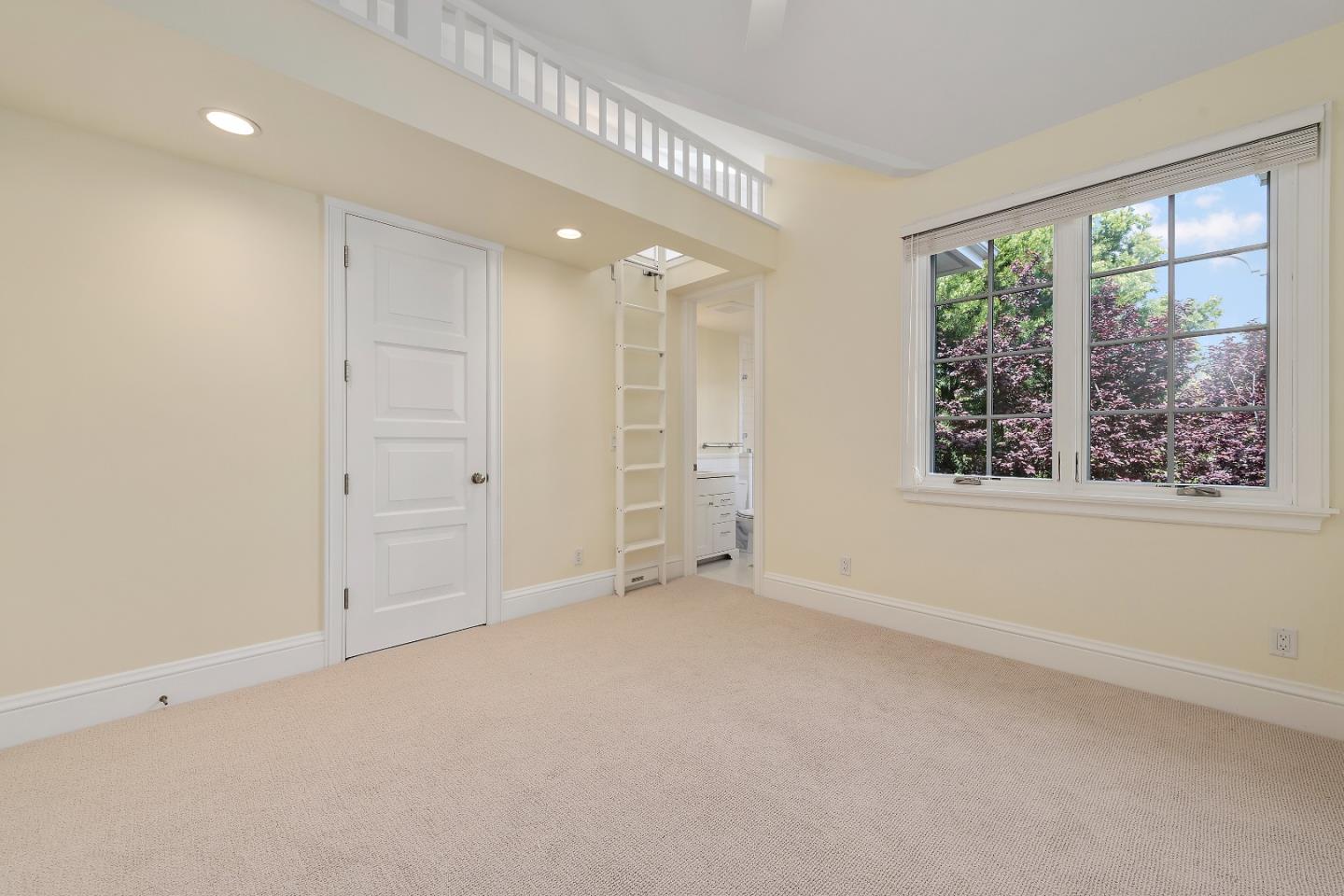 161 Primrose Way PALO ALTO, CA 94303