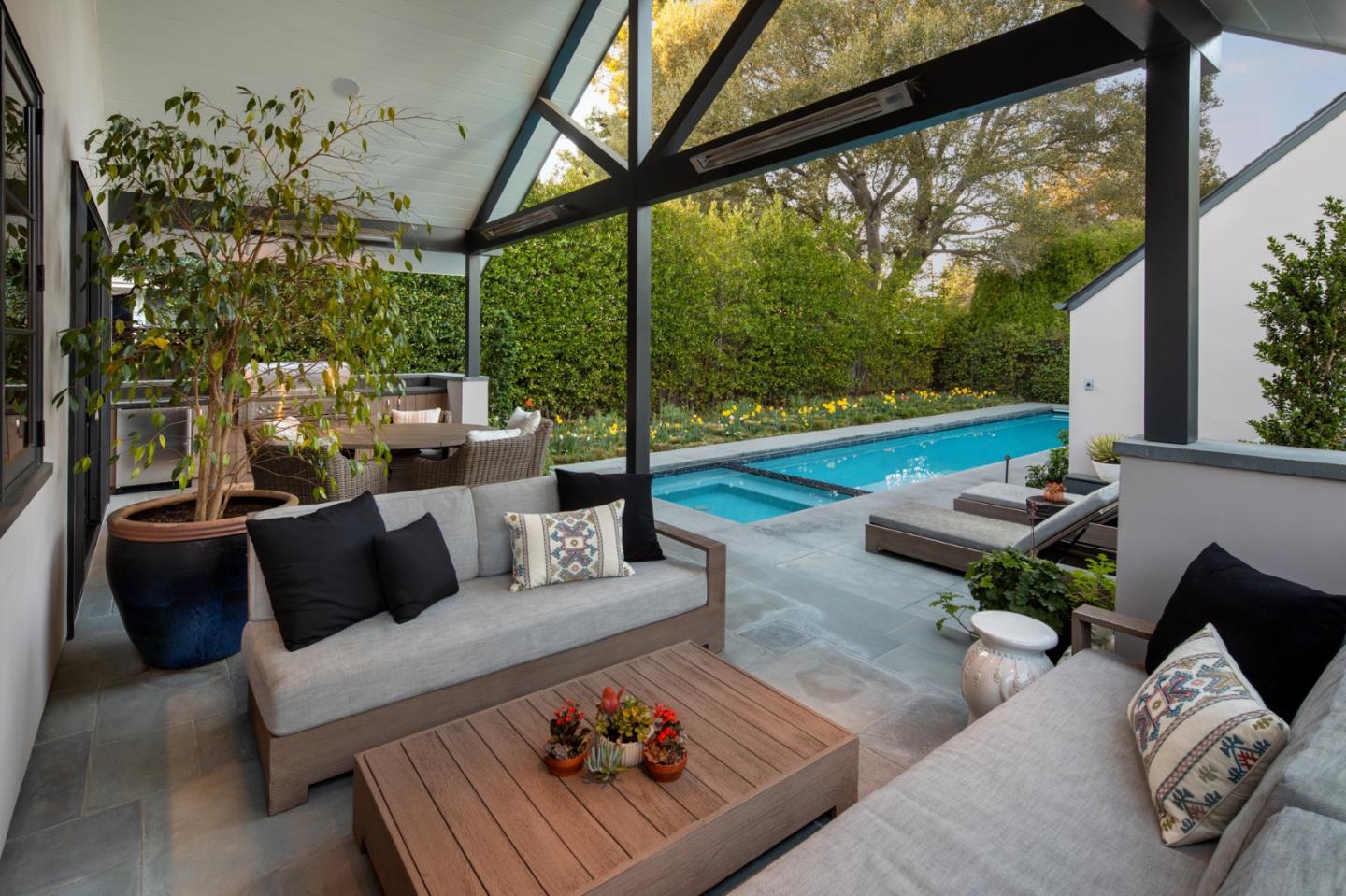 1143 Greenwood Ave PALO ALTO, CA 94301